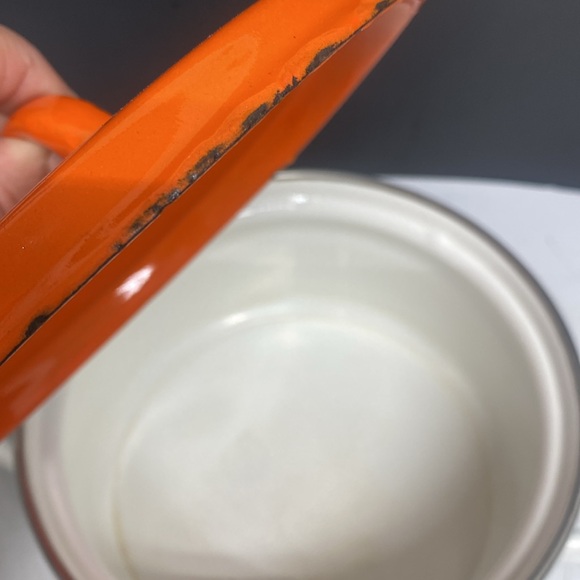 Daisy Flower 8” Diameter Enamel Stockpot Two Handle Pan Matching Lid - Picture 9 of 17